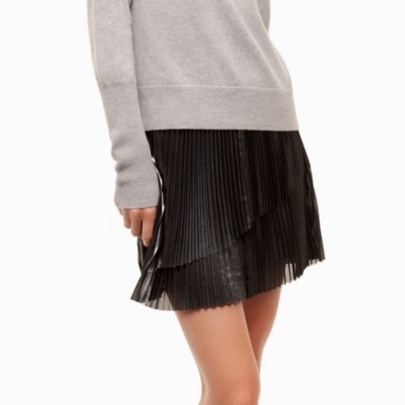 Aritzia Dresses & Skirts - Aritzia Wilfred Bethune Pleated Satin Mini Skirt